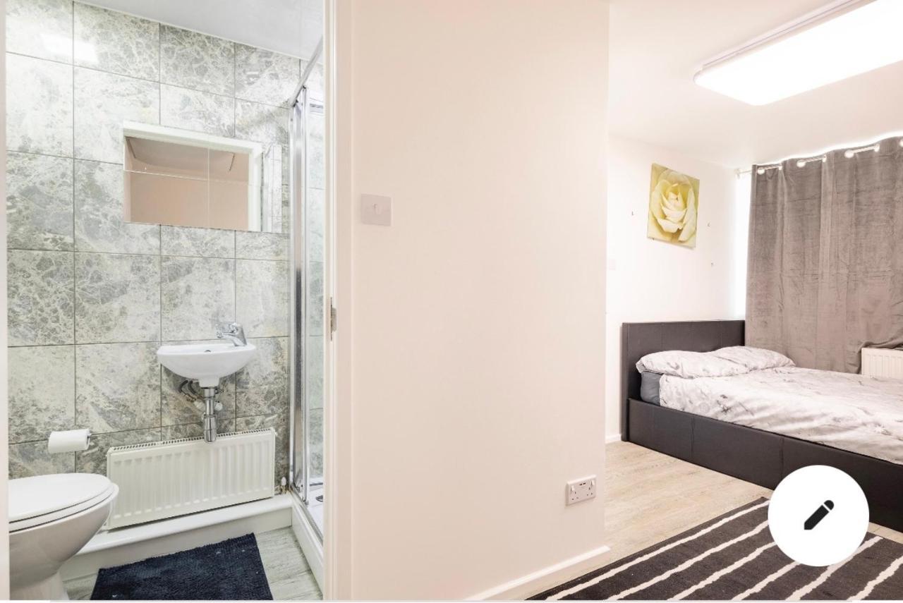 En-Suite Room In Central Milton Keynes Ngoại thất bức ảnh